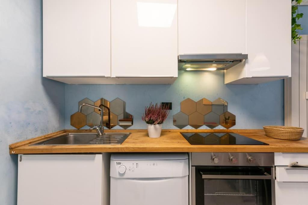 Seneca Apartment Milan Exterior photo